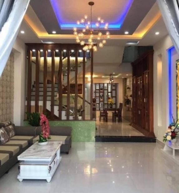 Nhà cực đẹp, bán nhà phân lô ngõ 61 Lạc Trung, ngõ 6m ô tô vào nhà 71,5 m2, xây 4 tầng, giá 9 tỷ