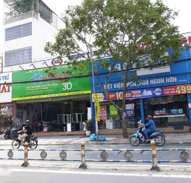 Cho thuê nhà mặt tiền Nguyễn Thị Thập, Q.7, DT: 12x65m, NH 18m, nhà cấp 4. 