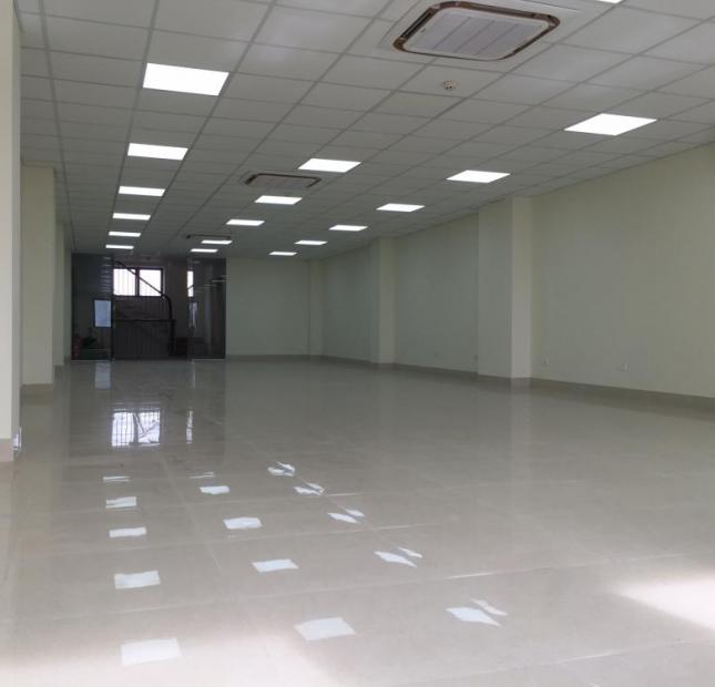 Tòa nhà cho thuê sàn 160m2 làm văn phòng ở mặt đường Khuât Duy Tiến-Nguyễn Xiển
