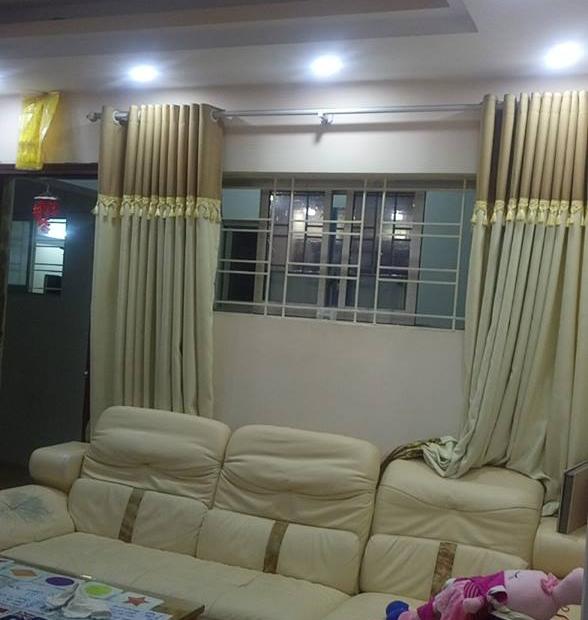 Bán gấp căn hộ Nơ 7A bán đảo Linh Đàm 3 PN giá chỉ 20.5tr/m2, đầy đủ nội thất. LH: 0969993169