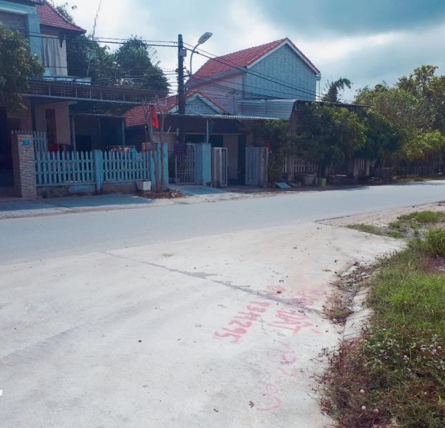 Bán đất mặt tiền KQH Nguyễn Khoa Chiêm, thành phố Huế, giá chỉ 8,9tr/m2. Rẻ nhất thị trường