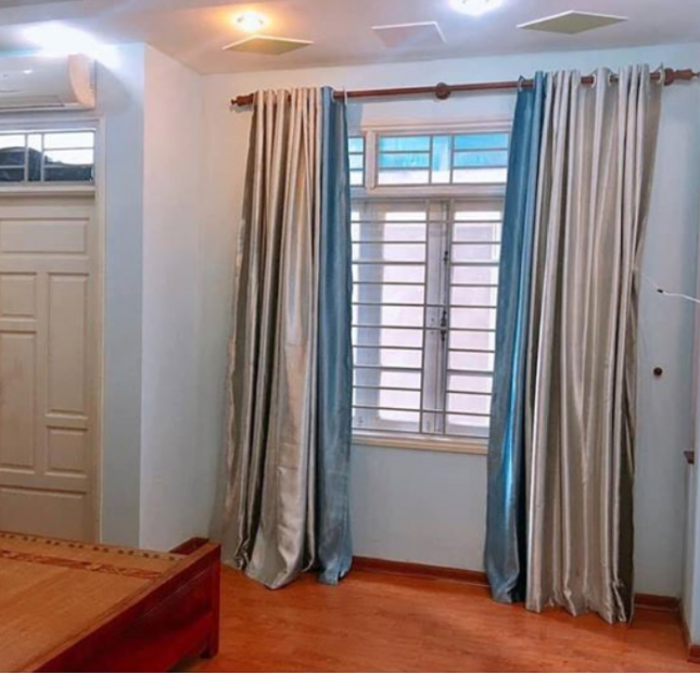 Bán nhà riêng Thanh Xuân, nhà đẹp, vào ở luôn chỉ 3 tỷ. DT: 40m2