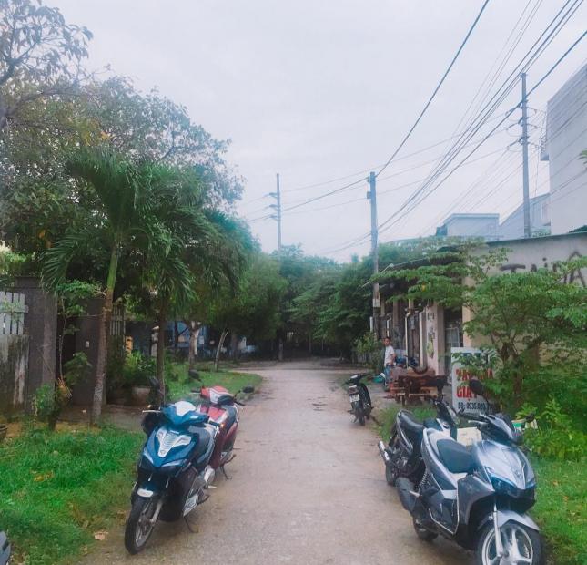 Nhanh tay sở hữu lô đất mặt tiền đường Nguyễn Văn Khả ngay TT làng đại học. LH: Phương Thảo 0986106612