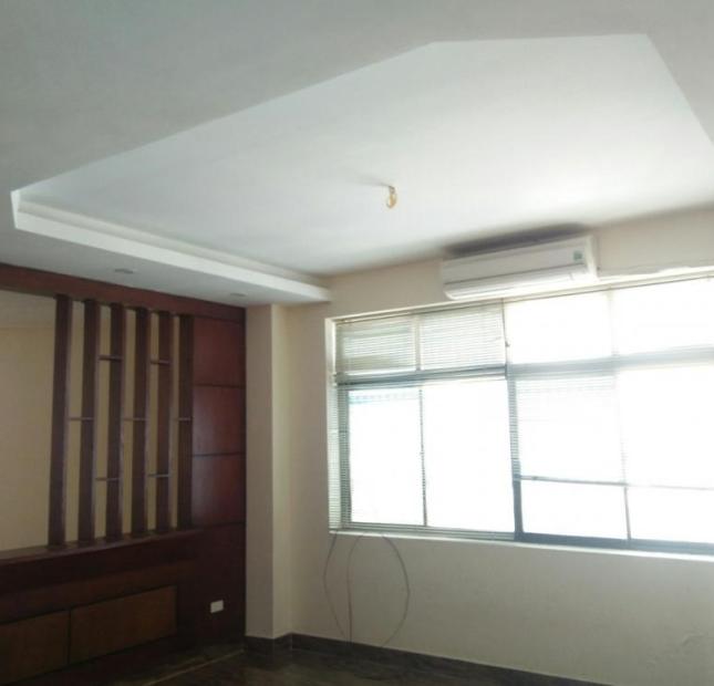 Cho thuê căn hộ chung cư Số 90 Ngụy Như Kon Tum, S= 120 m2, giá 11.5 triệu/tháng, LH 0985.411.988
