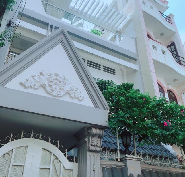 Bán nhà HXH đường Lê Hồng Phong, Q. 10, DT: 4,4x18m