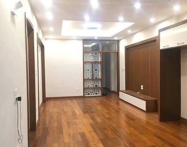 Bán nhà Khu phân lô ngõ 126 Kim Ngưu, ô tô gần nhà. DT 55,5m2x5T Giá 6,3 tỷ