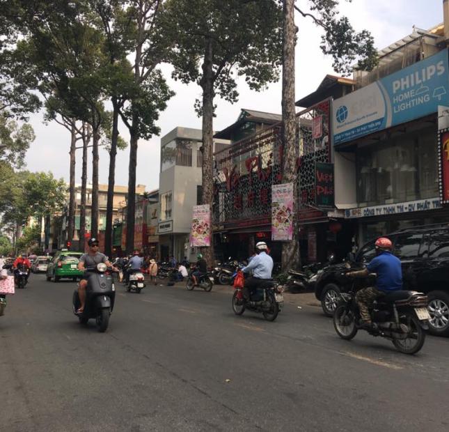 Cho thuê nhà MT trống suốt ngang gần 8m ngay khu thời trang đường Nguyễn Trãi, Quận 5