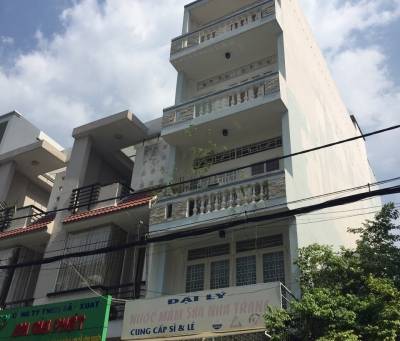 Bán nhà mặt tiền đường Lê Sát, Tân Phú, 7.5x20m, 3 lầu, sân thượng, 11.7 tỷ