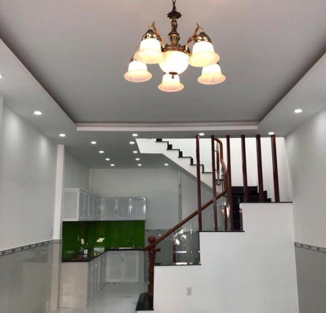 Nhà hot MTKD Nguyễn Xuân Khoát, 4.4x12m, 1 lầu mới, giá chỉ 8.2 tỷ TL