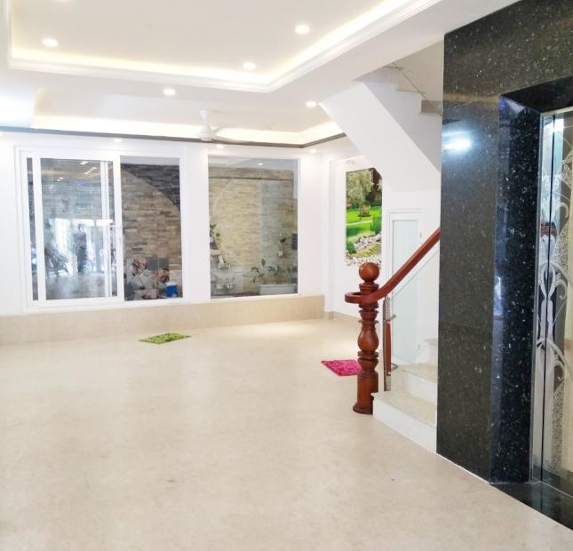 Nhà mới 6 lầu mặt tiền Phú Nhuận, 5,6x17m, hẻm hông, thang máy. Giá chỉ 21.5 tỷ, LH: 0914 044 158