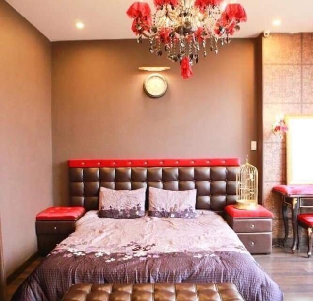 Bán nhà mặt tiền đường 37 Tân Quy, Quận 7. DT: 4x21m