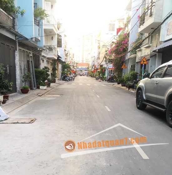 Cần bán nhà phố 1 lầu mặt tiền đường Số 15, khu Cư Xá Ngân Hàng, P. Tân Thuận Tây, Q. 7