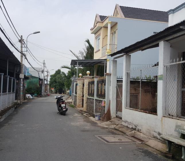 Chị Nhi kẹt tiền kinh doanh bán nhà DT: 257m2 tại Xã Nhơn Đức, Lê Văn Lương, Huyện Nhà Bè