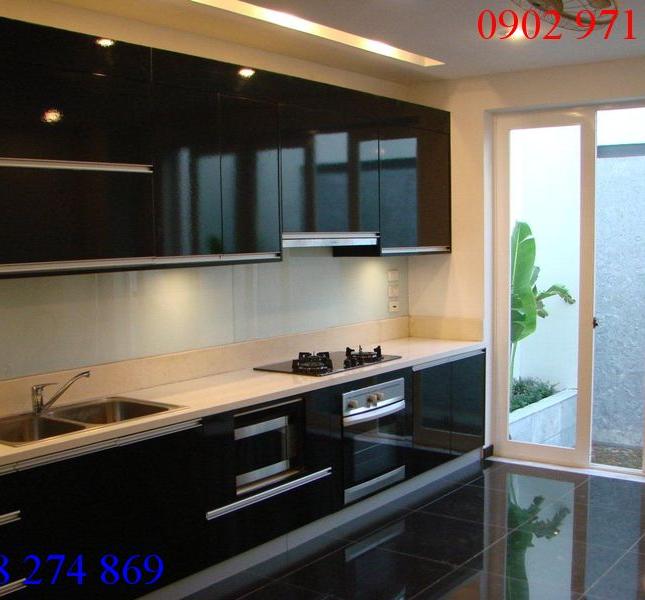 Cho thuê villa đường 43, Thảo Điền, Quận 2, 320m2, giá 157.5 triệu/tháng