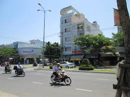 Nhà mặt phố Minh Khai kinh doanh có thang máy, 17 tỷ