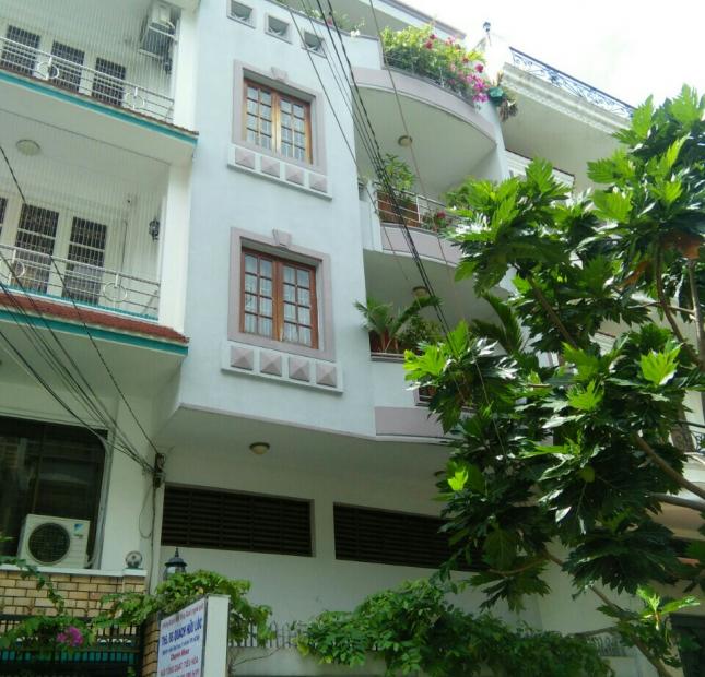 Bán gấp nhà 2 mặt tiền góc Nguyễn Tri Phương, Quận 10, giá bao rẻ 13 tỷ