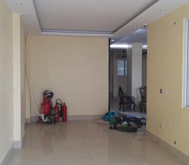 Cho thuê nhà MP Vương Thừa Vũ, DT 60m2 x 8 tầng nhà xây mới thiết kế thông sàn có thang máy