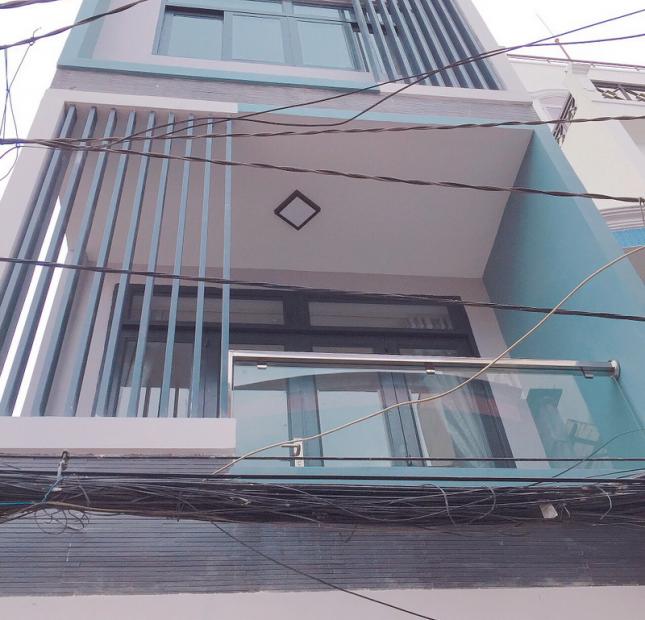Nhà phố 1 trệt, 2 lầu hẻm 95 Lê Văn Lương, Quận 7 cần bán gấp 3.6 tỷ 