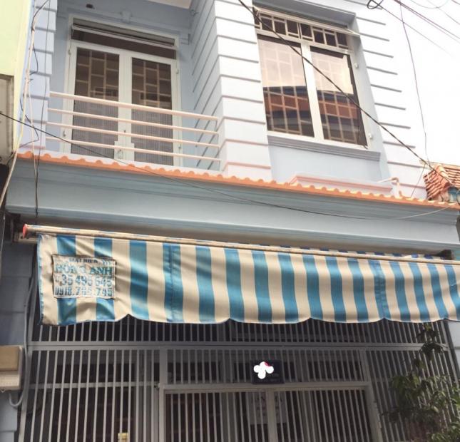 Cần bán căn nhà đúc 1 lầu đẹp HXH đường Nguyễn Sơn, Quận Tân Phú
