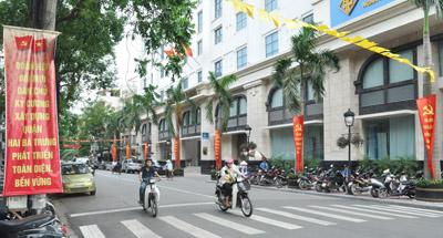Bán nhà mặt phố Trần Khát Chân, diện tích 30m2, 5 tầng, mặt tiền 5m, gần Phố Huế, 11,2 tỷ