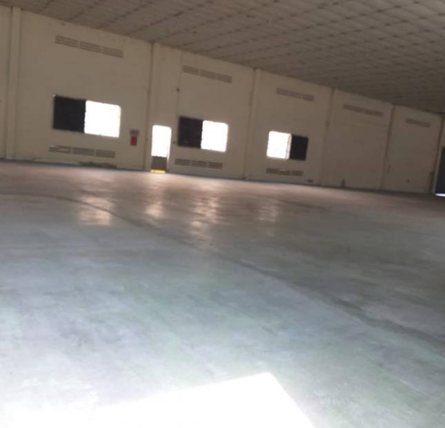 Cho thuê xưởng trong KCN Tân Bình với diện tích xưởng hơn 2.000m2 trong khuôn viên 3.200m2