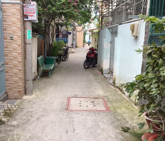 Bán nhà 1 trệt + lửng hẻm 160 Nguyễn Văn Quỳ, P. Phú Thuận, Quận 7