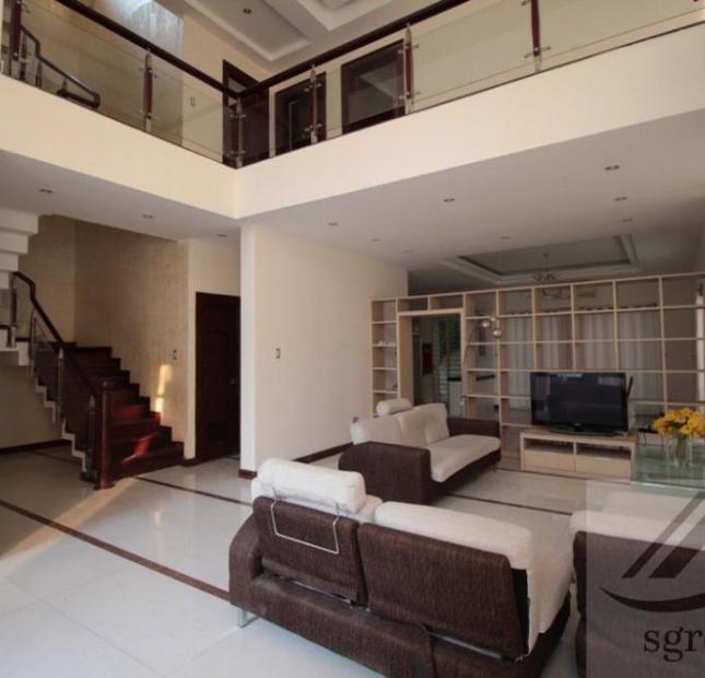 Cho thuê villa Thảo Điền 300m2, 1 trệt 2 lầu, 5PN 4WC, nội thất đầy đủ, có hồ bơi, giá 94tr/th