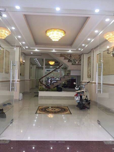 Bán nhà đang kinh doanh khách sạn đường Hai Bà Trưng, P6, TP Đà Lạt, giá 14 tỷ