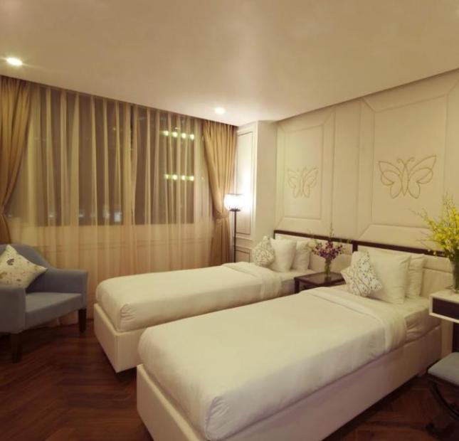 Cho thuê khách sạn mặt tiền đường Đông Du, Phường Bến Nghé, Quận 1