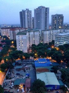 Bán căn hộ tầng trung tại VP6 bán đảo Linh Đàm, 2 phòng ngủ 61.5m2. Giá 1 tỷ 200tr bao tên