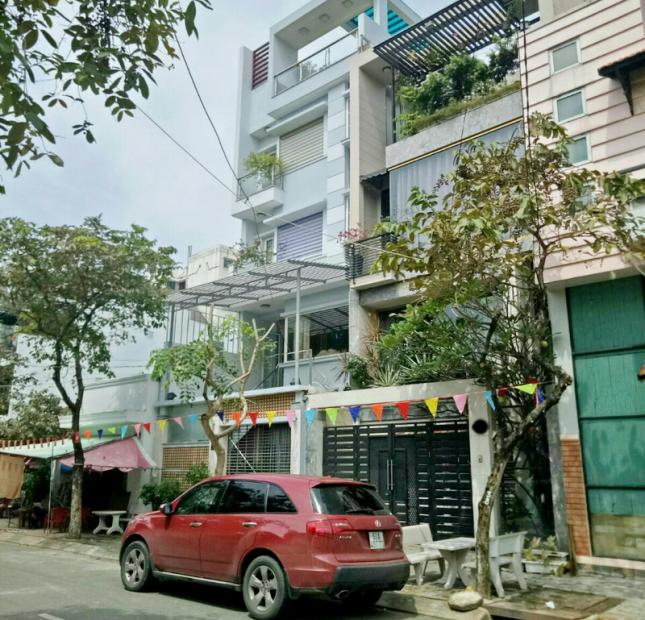 Bán nhà đẹp 3 lầu mặt tiền đường Số 85, Phường Tân Quy, Quận 7