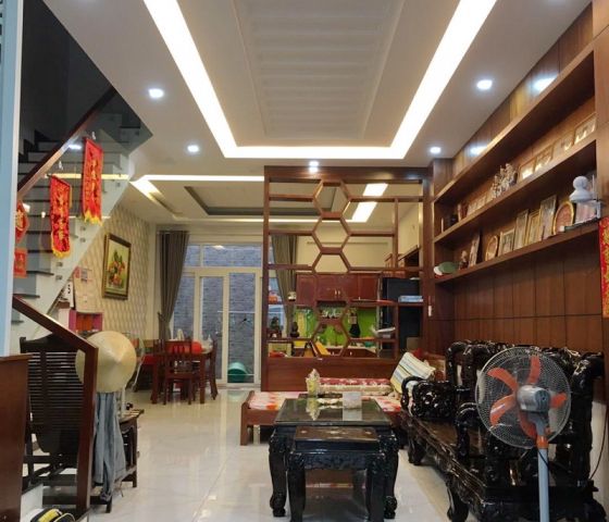 Bán nhà đẹp 3 lầu mặt tiền đường số 1 Phường Tân Phú Quận 7