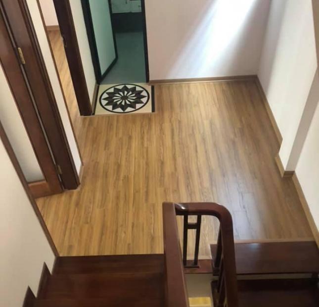 60m2, mặt tiền 5.5m, kinh doanh sầm uất phố Lê Thanh Nghị, 12.3 tỷ, LH: 0936366128