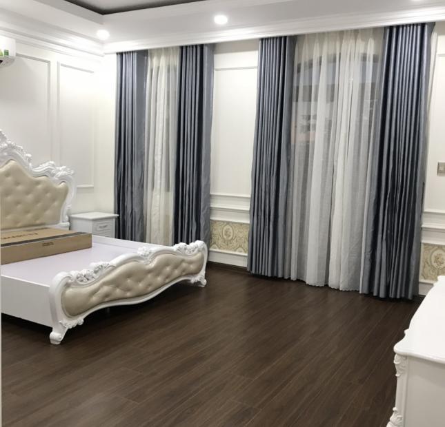 Cần bán villa tại đường Nguyễn Văn Hưởng, P. Thảo Điền Quận 2, Tp. HCM diện tích 350m2, giá 41,3tỷ