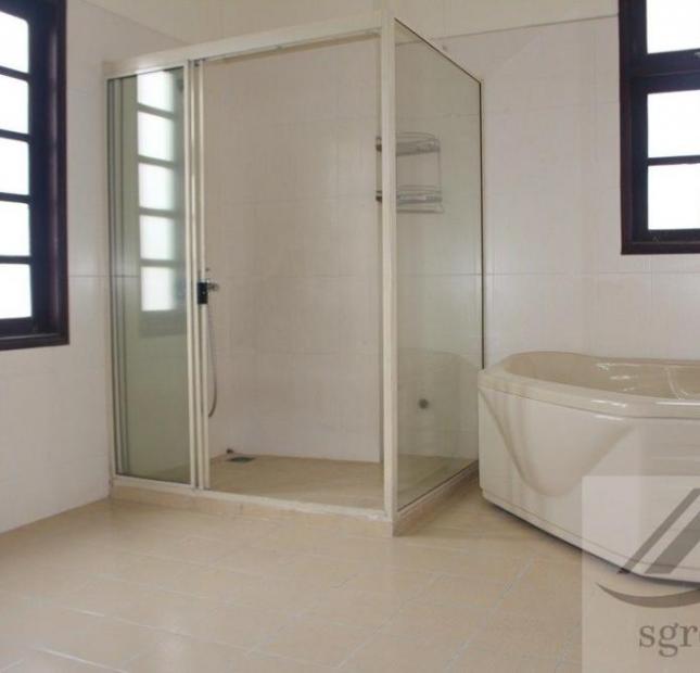 Cho thuê villa Thảo Điền, 350m2, 5PN, có hồ bơi, nội thất cơ bản, giá 66tr/th, để ở, làm văn phòng