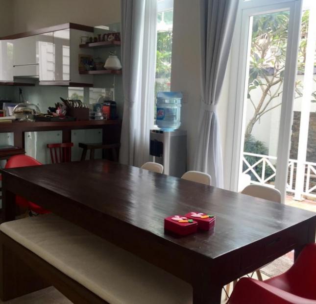 Cho thuê villa compound Thảo Điền, 200m2, 4PN, nội thất đầy đủ, giá 94tr/th