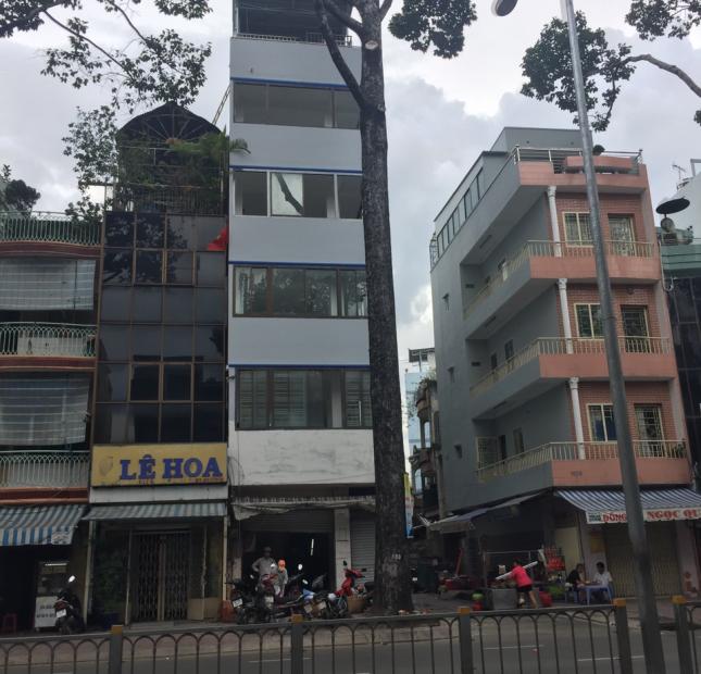 Bán nhà MT đường Nguyễn Trãi, P2, Q5 (đoạn 2 chiều), giá chỉ 18,5 tỷ TL