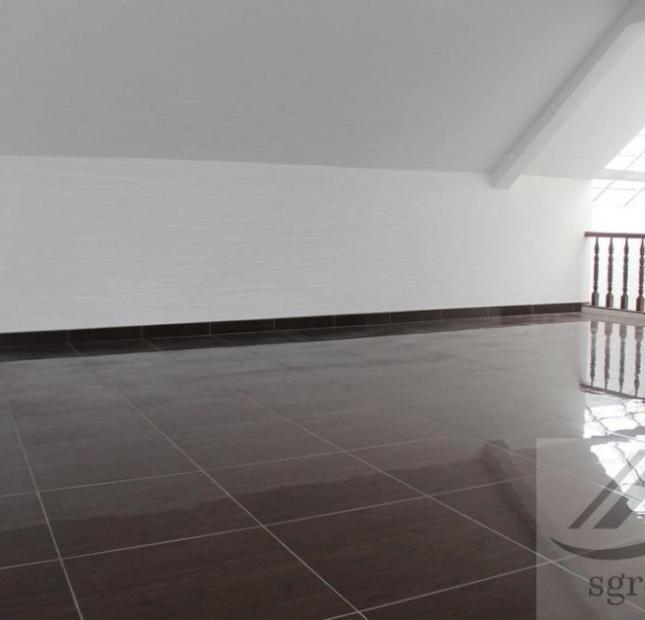 Cho thuê villa Thảo Điền, 200m2, 6PN, nội thất đầy đủ, 64tr/th, phù hợp để ở, văn phòng, 0909246874