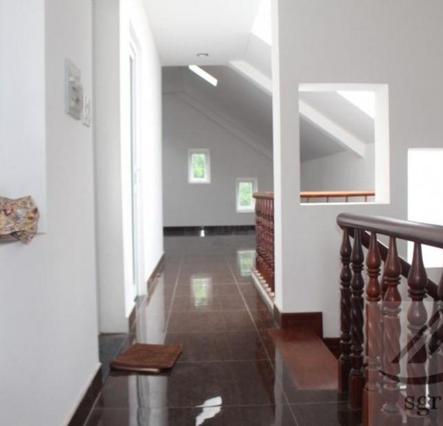 Cho thuê villa Thảo Điền, 200m2, 6PN, nội thất đầy đủ, 64tr/th, phù hợp để ở, văn phòng, 0909246874