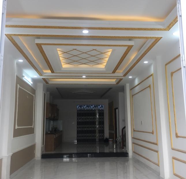 Bán nhà mặt tiền gần đường Trường Chinh, P. 12, Q. Tân Bình, 5,1 x 15m, giá chỉ hơn 9 tỷ