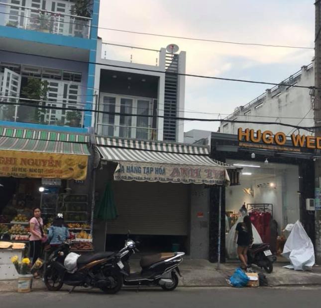 Bán nhà mặt tiền kinh doanh ngay chợ Nguyễn Súy, DT: 4x27m, 1 lầu