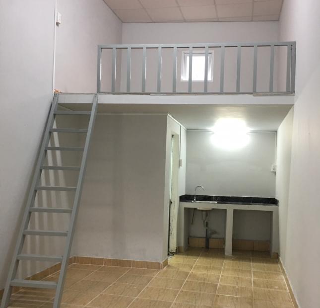 Phòng cho thuê quận 7, 3,5tr/th 30m2 có gác MT Huỳnh Tấn Phát giờ giấc tự do, LH 0911336079