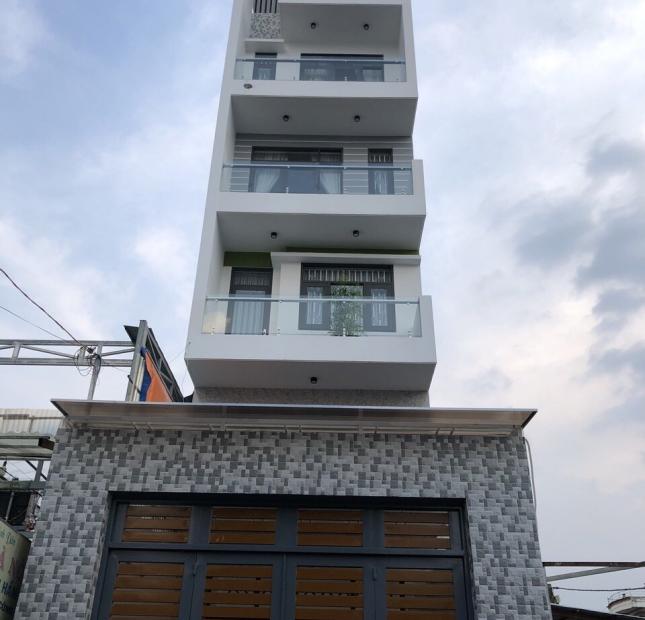 Cần bán nhà mặt tiền đường Số 17 Phường Tân Thuận Tây, Quận 7, DT 4,5x20m. Giá 10,7 tỷ
