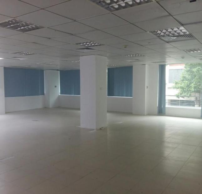 Cho thuê 180m2 văn phòng hạng B giá 357 nghìn/m2/th quận Hoàn Kiếm, Hà Nội