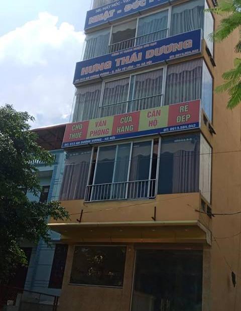Bán nhà mặt phố Ngọc Lâm, 5T, mặt tiền lớn, giá 16 tỷ. LH 0981092063