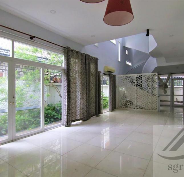 Cho thuê villa Thảo Điền, 338m2, nội thất cơ bản, giá 65 tr/th, hợp để ở, làm văn phòng. 0919324246