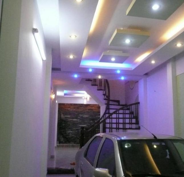 Nhà lộc đón xuân tại Phương Mai 47m2, 5 tầng, phân lô, ô tô vào nhà, chỉ 6.6 tỷ, LH 0334096338