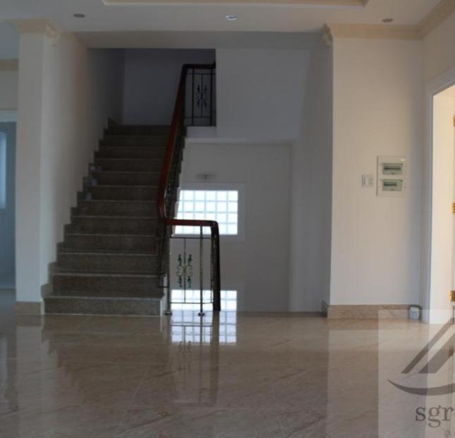 Cho thuê villa compound Nguyễn Văn Hưởng, Q2, 500m2, giá 116 tr/th. 0909246874