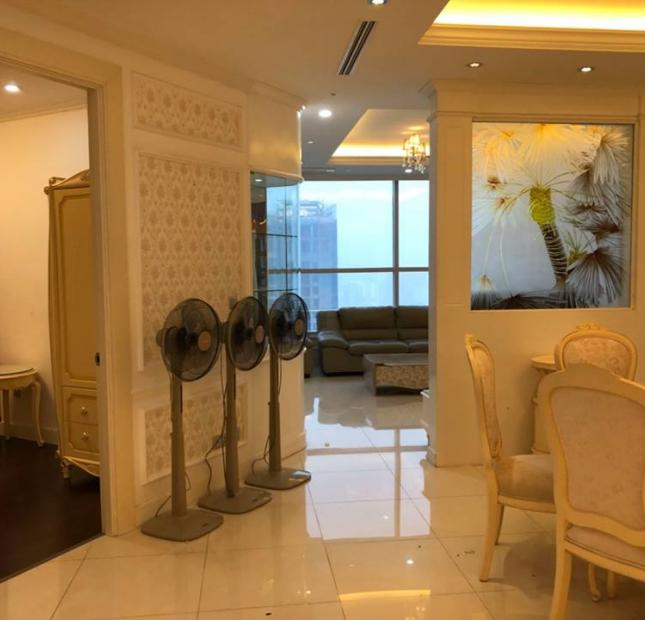 Cho thuê căn hộ CCCC Keangnam Landmark, 206m2, 4 phòng ngủ, đủ đồ, sang trọng, nhà đẹp