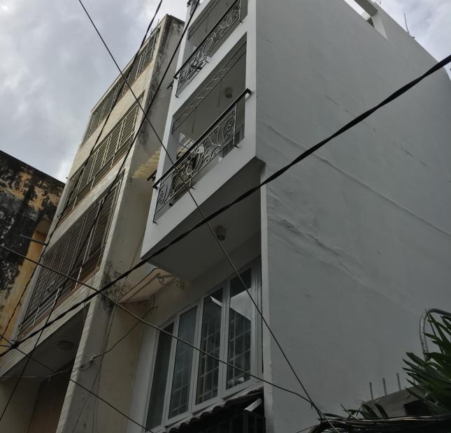Kẹt tiền bán trước tết, MT Trần Bình Trọng Cao Đạt, gần Trần Hưng Đạo, Võ Văn Kiệt, giáp quận 1